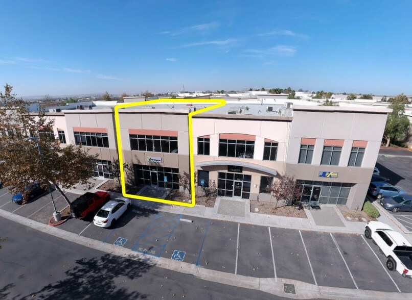 More Photos Of 1568 Lancaster Point Way, San Diego Flex For Sale