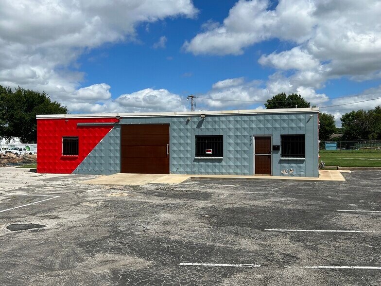 More Photos Of 777 S Utica St, Tulsa Industrial For Sale