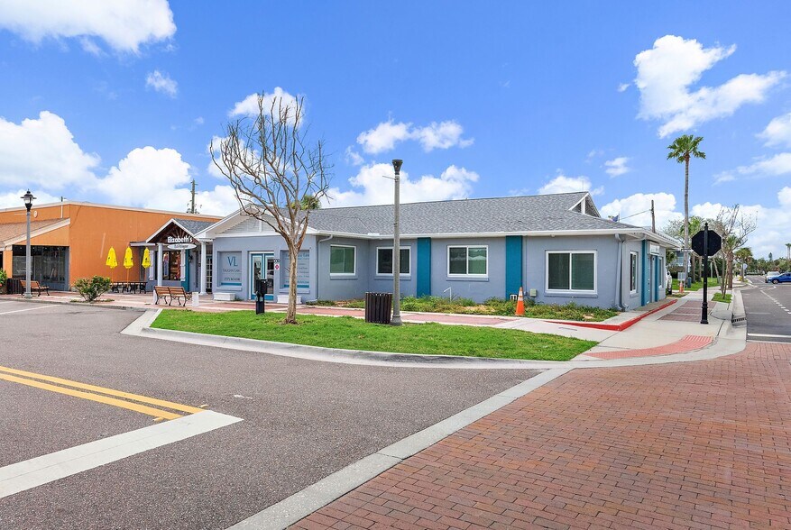 More Photos Of 350 Corey Ave, Saint Pete Beach Office For Sale