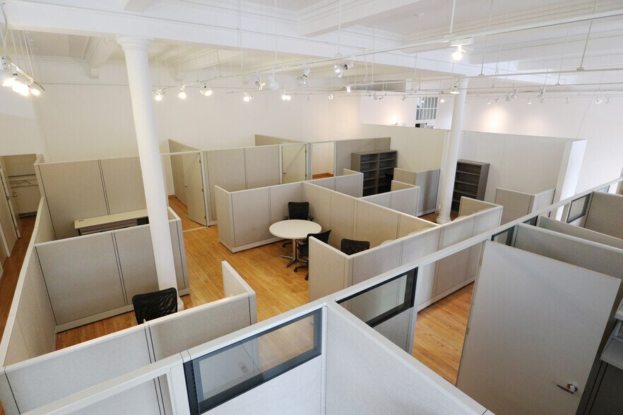 More Photos Of 2026 Murray Hill Rd, Cleveland Loft Creative Space For Lease