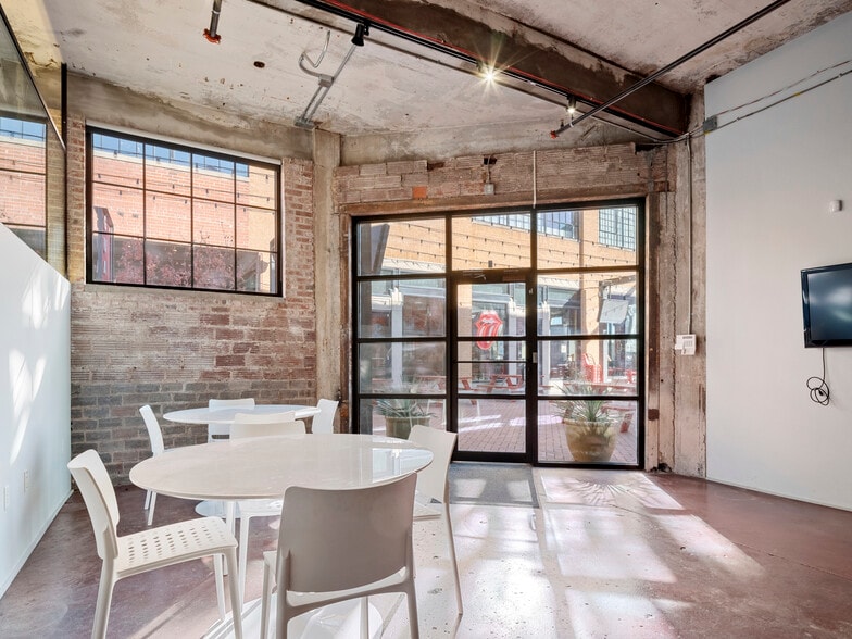 More Photos Of 201 NW 10th St, Oklahoma City Storefront Retail Office For Lease