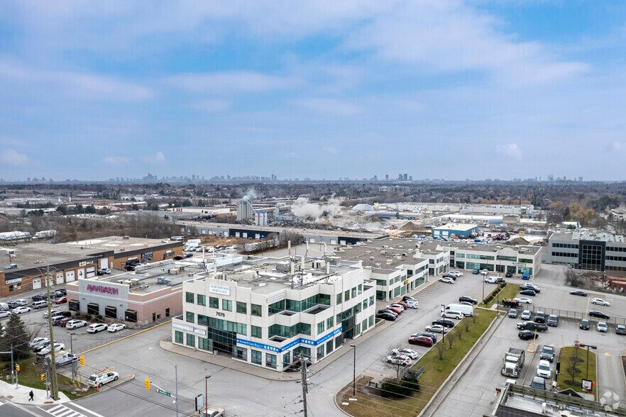 More Photos Of 7676 Woodbine Ave, Markham Office For Lease