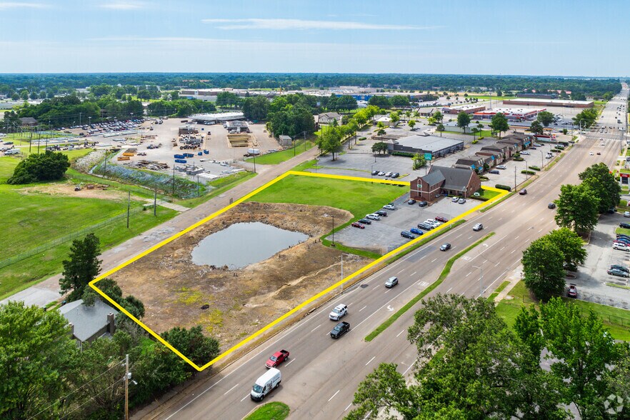 More Photos Of 3530 Hickory Hill Rd, Memphis Medical For Sale