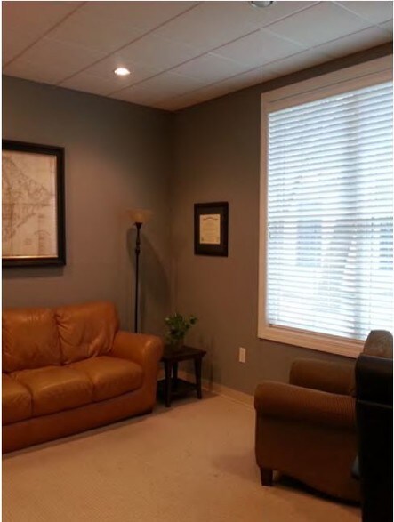 More Photos Of 309 Wingo Way, Mount Pleasant Office For Lease