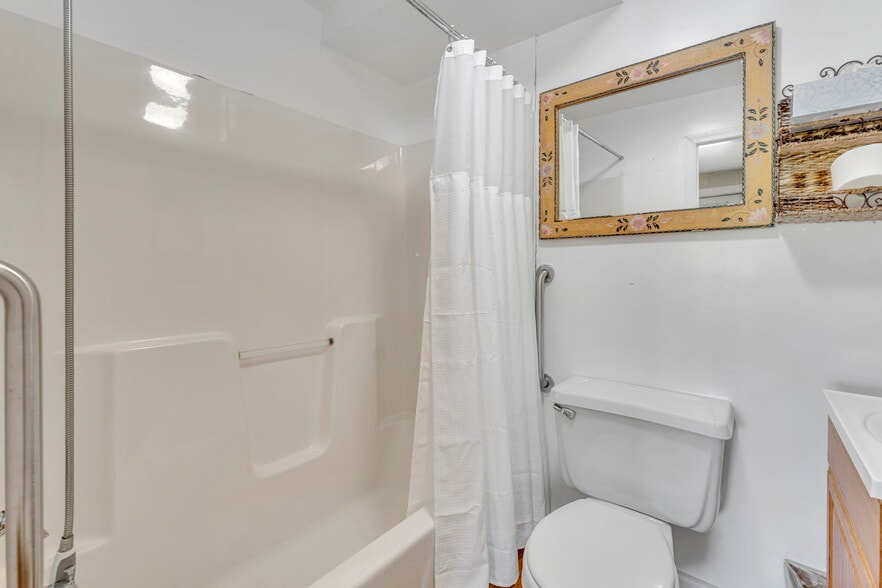 More Photos Of 7667 State Highway 80, Springfield Center Hotel For Sale