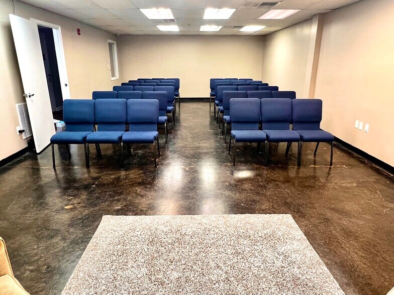 More Photos Of 8625 Us Highway 51 N, Southaven Office For Lease