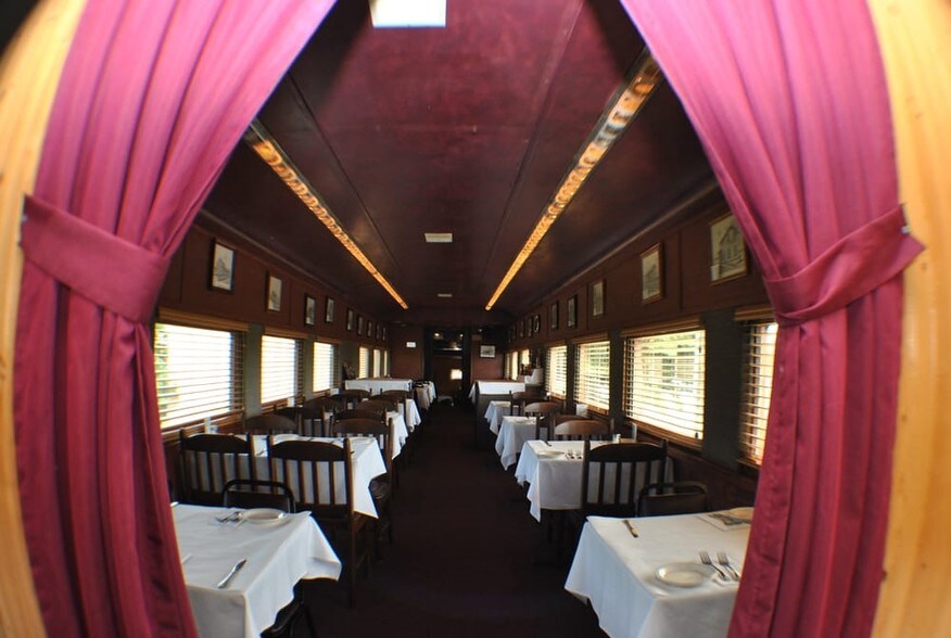 More Photos Of 4417 County Road 82 SE, Alexandria Restaurant For Sale