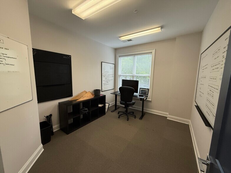 More Photos Of 710 Northeast Dr, Davidson Coworking Space