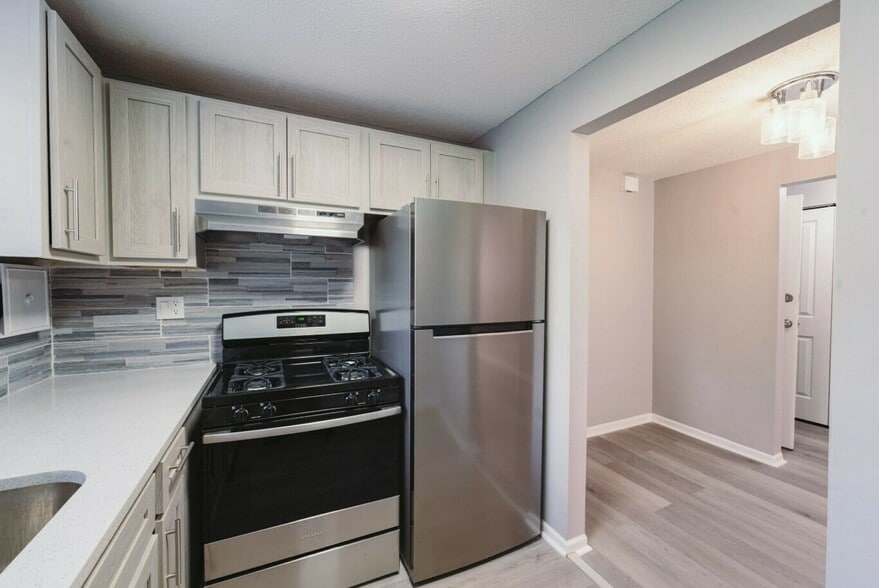 More Photos Of 162-164 Coe Ave, East Haven Apartments For Sale