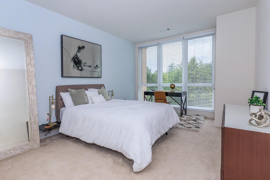 More Photos Of 515 West Ave, Norwalk Unknown For Lease