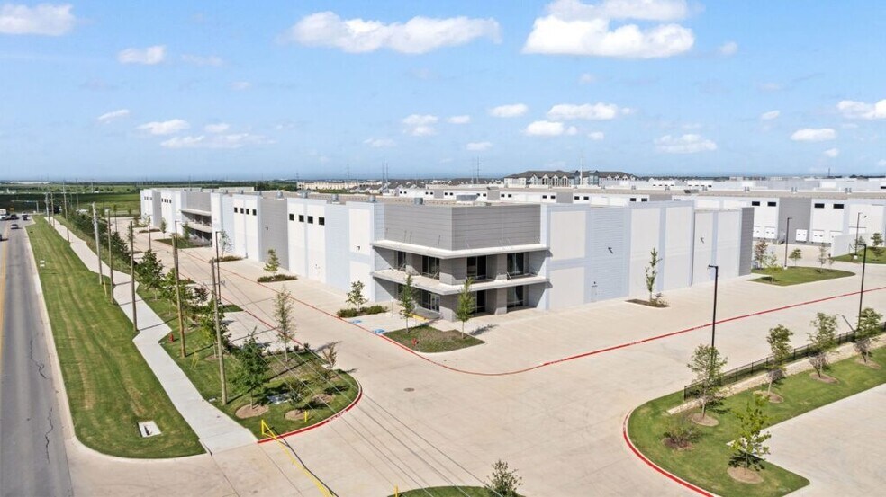 More Photos Of 3212 E Pecan St, Pflugerville Unknown For Lease