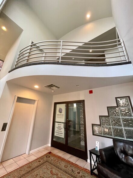 More Photos Of 499 W Plumb Ln, Reno Office For Sale
