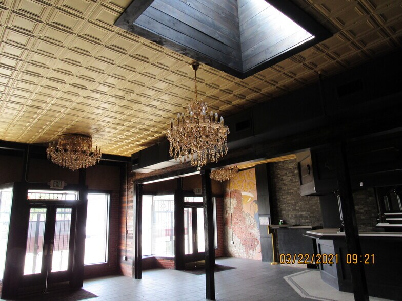 More Photos Of 210 W Oak St, Amite Restaurant For Sale