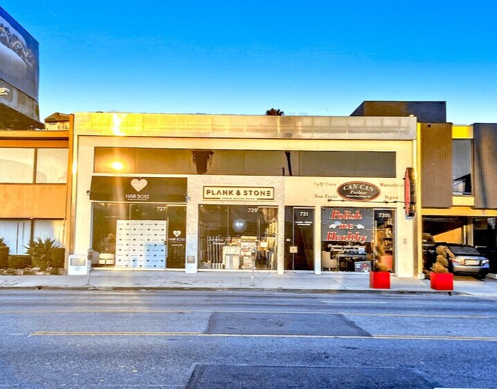 Primary Photo Of 727-731 N La Brea Ave, Los Angeles Unknown For Lease