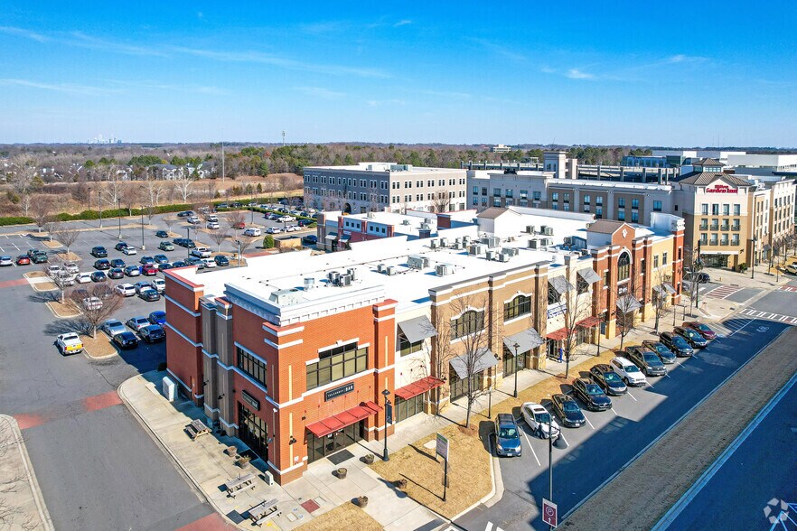 More Photos Of 2015 Ayrsley Town Blvd, Charlotte Unknown For Lease