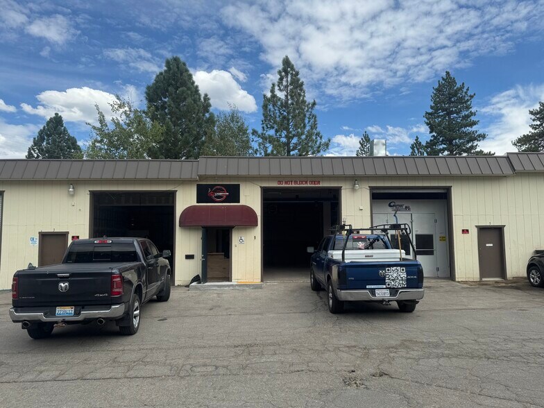 Primary Photo Of 1748 D St, South Lake Tahoe Warehouse For Lease