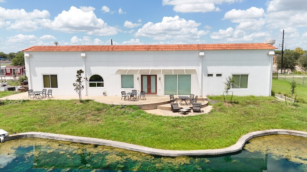 More Photos Of 6602 Rohan Rd, Richmond Office For Sale