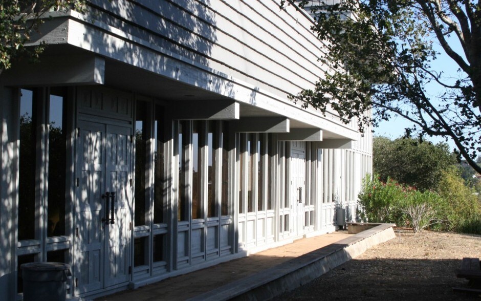 More Photos Of 19 Davis Dr, Belmont Office For Lease