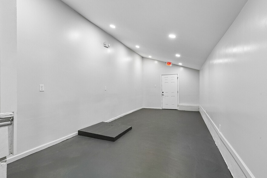 More Photos Of 1100 N Broad Ave, New Orleans Storefront Retail Residential For Sale