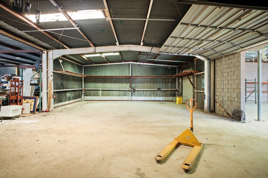 More Photos Of 5075 Highway 21, San Marcos Warehouse For Sale