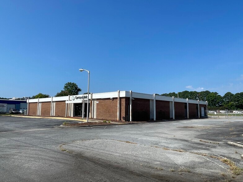 Primary Photo Of 1530 Hooker Rd, Greenville Freestanding For Lease