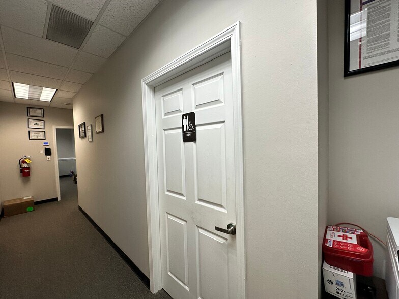 More Photos Of 1385 Weber Industrial Dr, Cumming Distribution For Lease