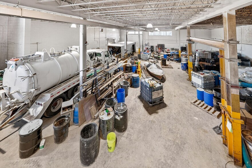 More Photos Of 1333 Research Rd, Gahanna Manufacturing For Sale