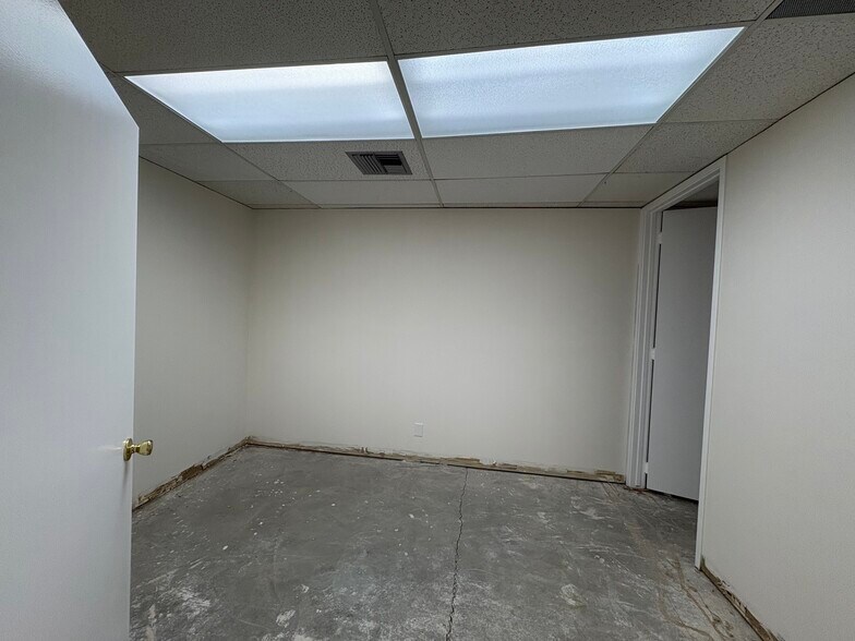 More Photos Of 17871 Santiago Blvd, Orange Medical For Lease