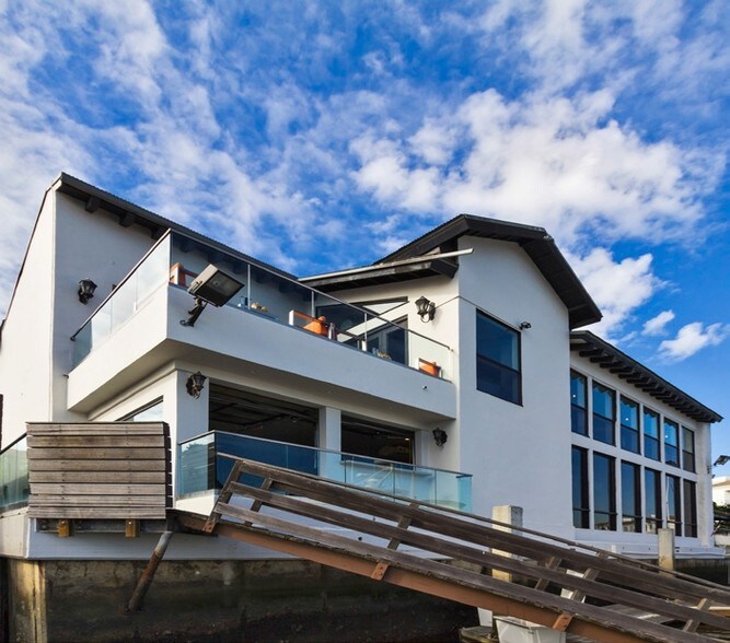 More Photos Of 2406 Newport Blvd, Newport Beach General Retail For Lease