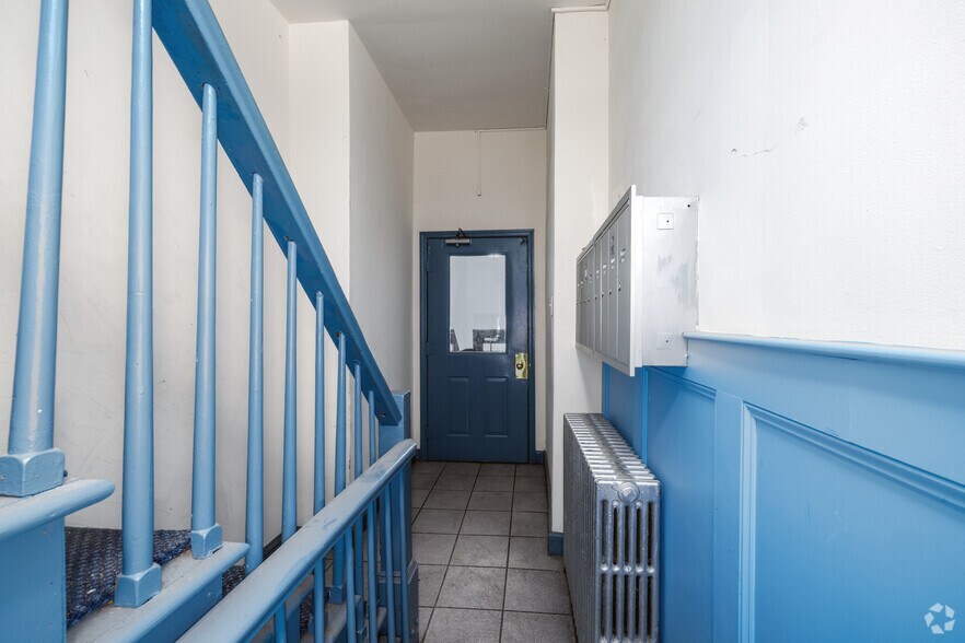 More Photos Of 106 Willow Ave, Hoboken Apartments For Sale