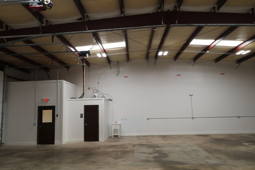 More Photos Of 76 Bay Creek Rd, Loganville Warehouse For Lease