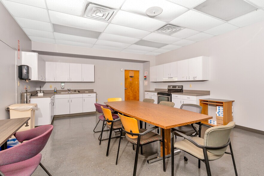 More Photos Of 2005 Riverside Dr, Chattanooga Industrial For Lease