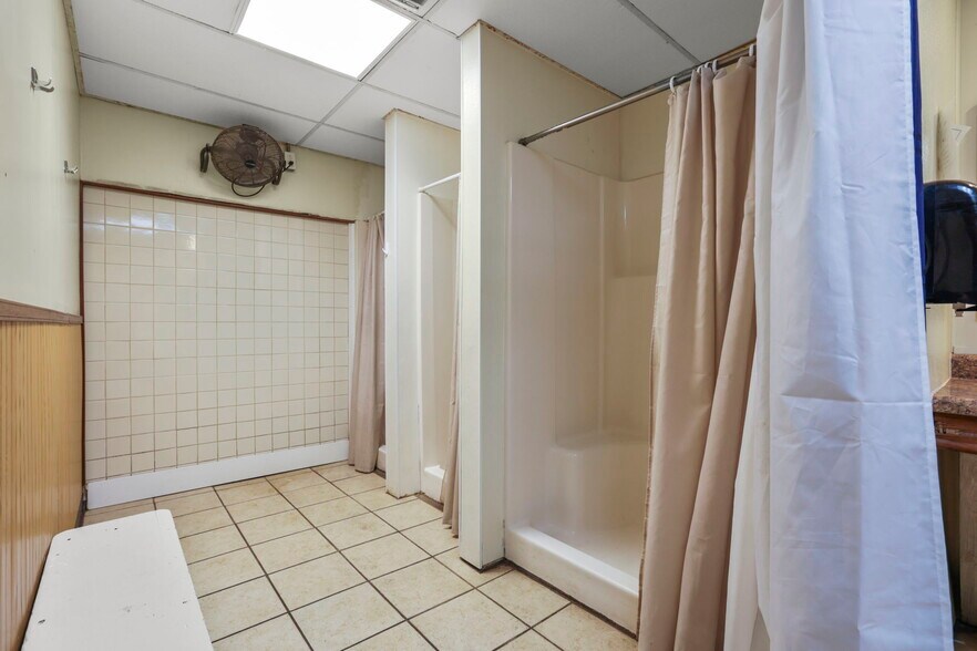 More Photos Of 5734 Durbin Rd, Bellville Specialty For Sale