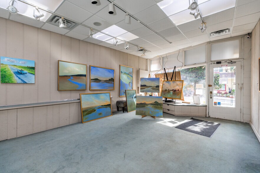 More Photos Of 1705 Lincoln st, Wilmington Storefront For Sale