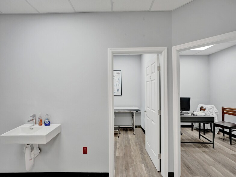 More Photos Of 8080 Pasadena Blvd, Pembroke Pines Rehabilitation Center For Sale