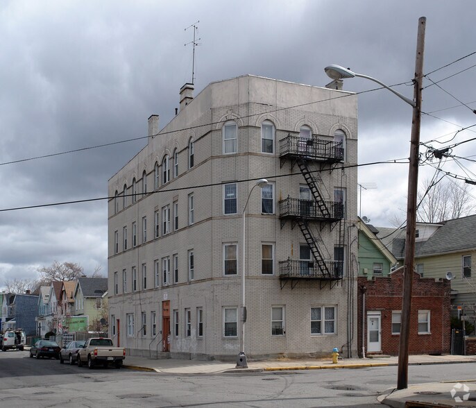 More Photos Of 300 Watchung Ave, Orange Apartments For Sale