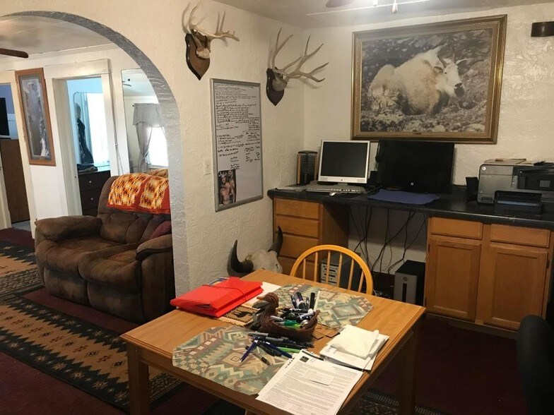 More Photos Of 50 S Main St, Utica Bar For Sale