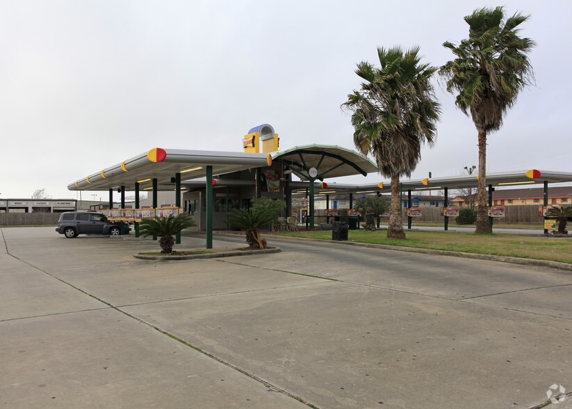 Primary Photo Of 4100 Fm-1765 Rd, La Marque Fast Food For Lease