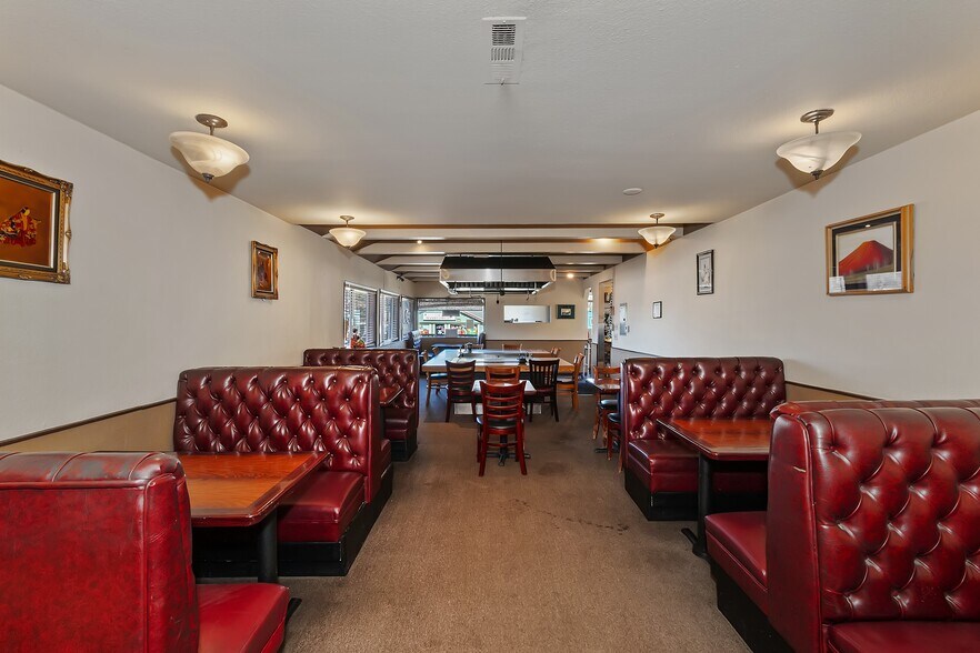 More Photos Of 41025 Big Bear Blvd, Big Bear Lake Restaurant For Sale