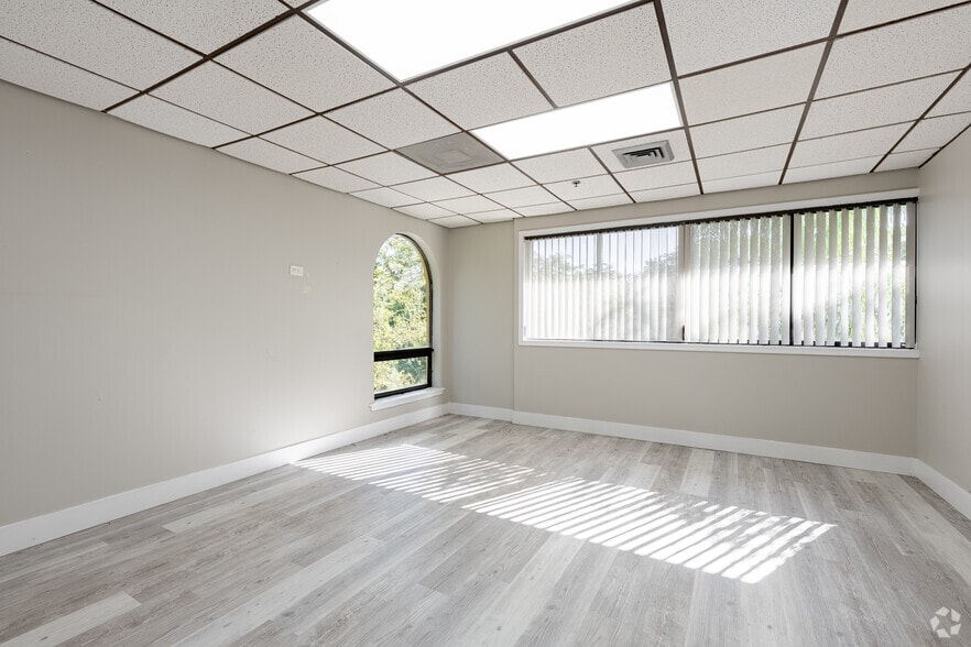 More Photos Of 499 NW 70th Ave, Plantation Office For Lease
