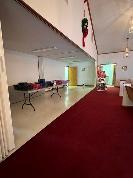 More Photos Of 223 Main St, Elwood Religious Facility For Sale