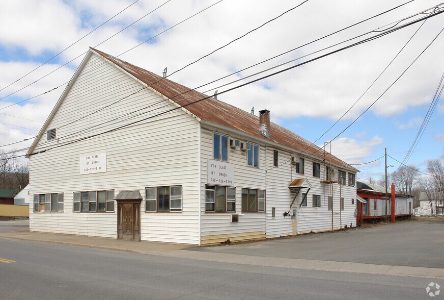 More Photos Of 212 Canal St, Ellenville Freestanding For Lease