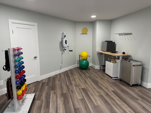 More Photos Of 24 W Carver St, Huntington Office For Lease