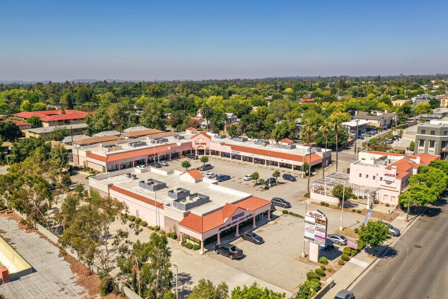 More Photos Of , Pasadena General Retail For Sale