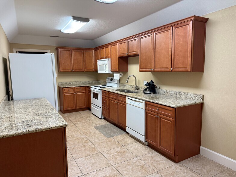 More Photos Of 221 W State Road 434, Longwood Office For Sale