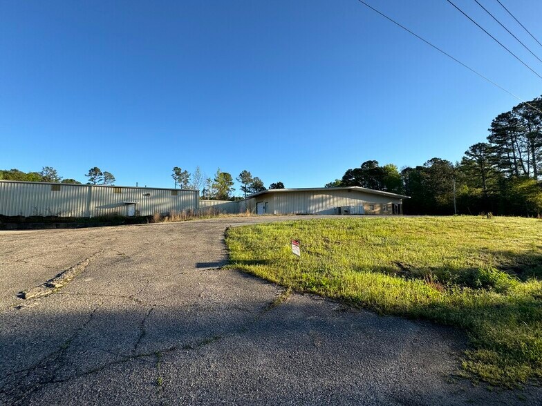 More Photos Of 422 Bay St, Heidelberg Manufacturing For Lease