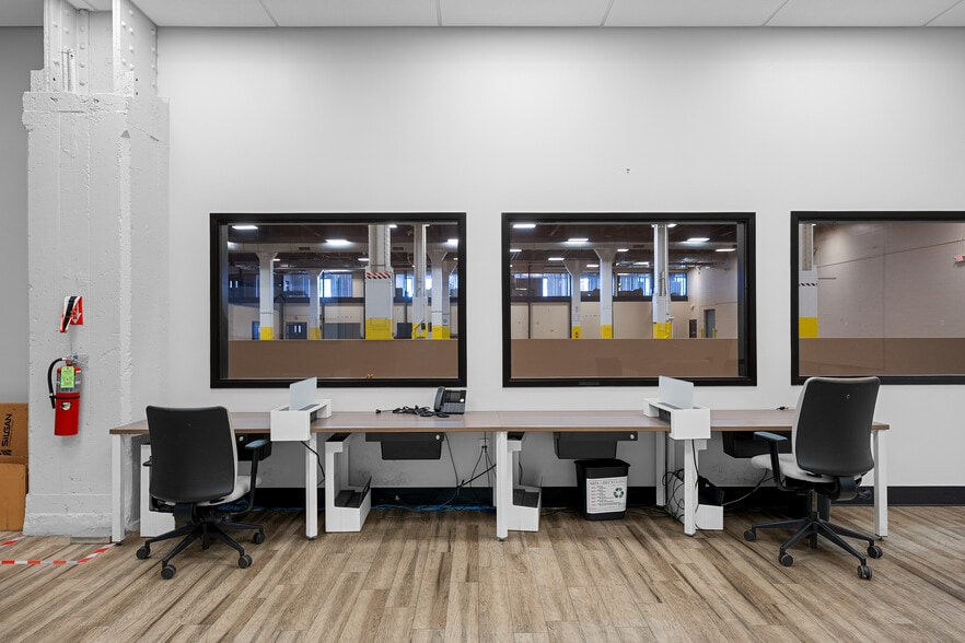 More Photos Of 1600 N Broadway, Saint Louis Manufacturing For Sale