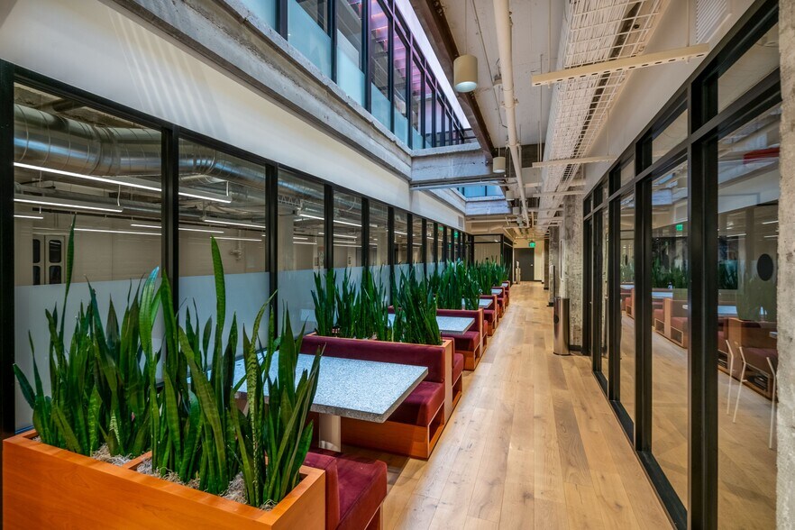 More Photos Of 830 NE Holladay St, Portland Coworking Space