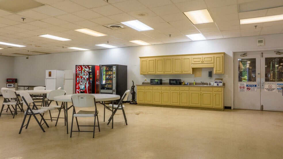 More Photos Of 7427 NC Highway 58 S, Stantonsburg Manufacturing For Sale