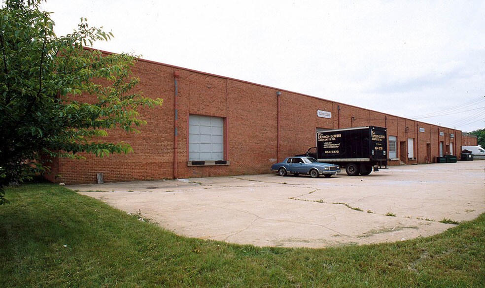 More Photos Of 5345-5353 46th Ave, Edmonston Warehouse For Lease